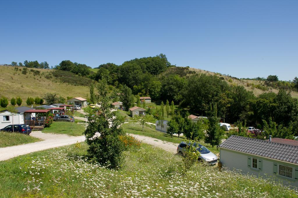 Le Bourdieu Durfort (Ariege) Ngoại thất bức ảnh